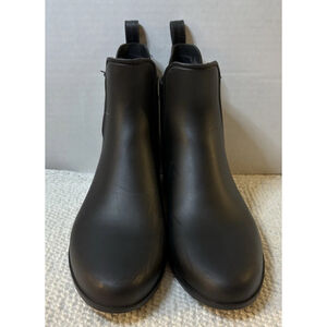 J.Crew Chelsea Boots Womens 8 Black Rubber Ankle Pull-On Casual Round Toe